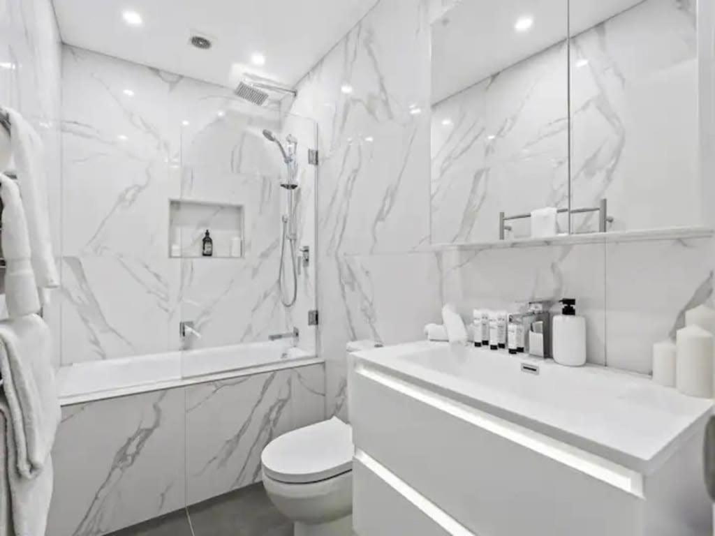 Sleek Modern Pad Next To Spark Arena Free Parking Окленд Екстер'єр фото